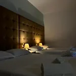 Freskia Hotell Velipojë