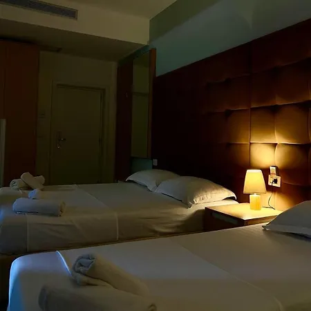 Отель Freskia 4*