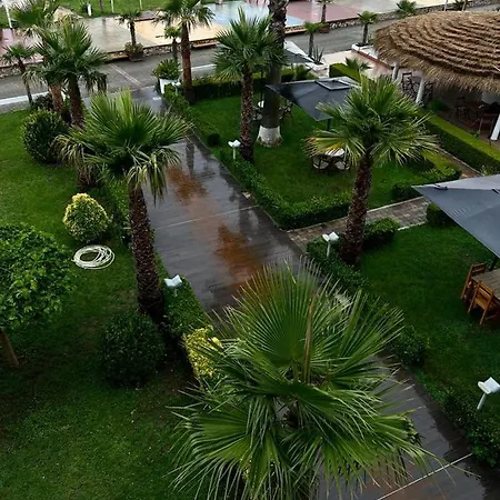 فندق Freskia