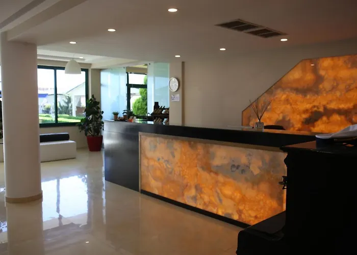 Hotel Freskia 4*