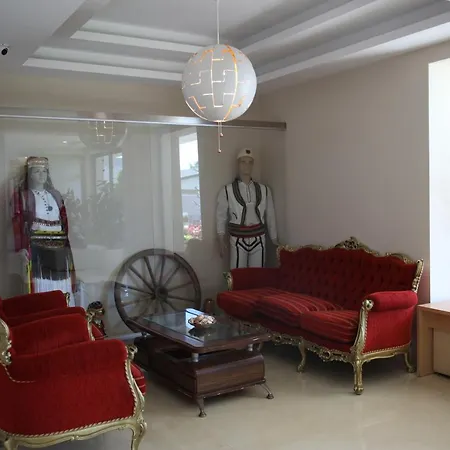 Freskia Hotel Velipojë