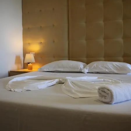 Hotel Freskia 4*