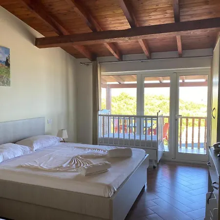 Freskia Hotel Velipojë