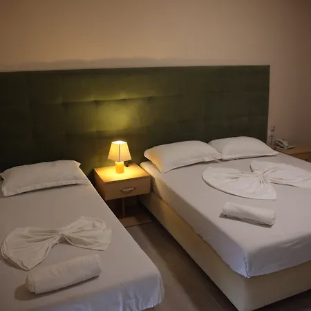 Freskia Hotel Velipojë