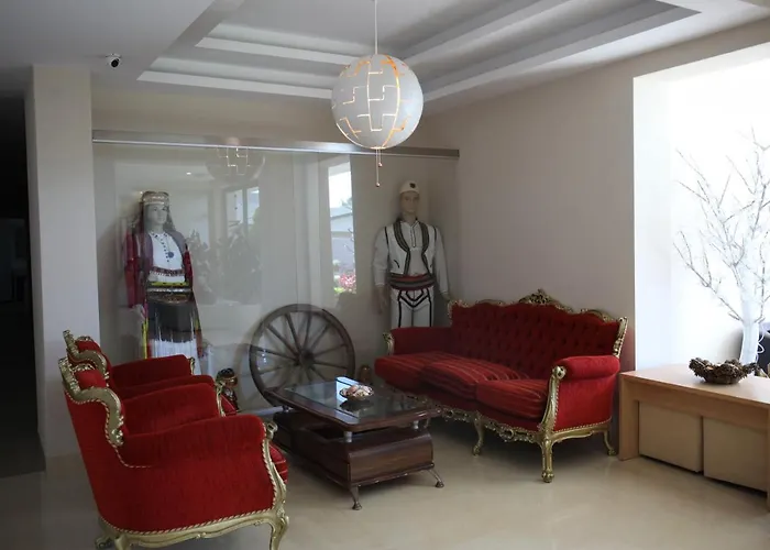 Freskia Hotel Velipojë