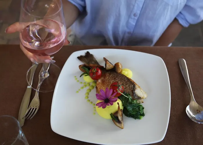 Hotel Freskia Velipojë