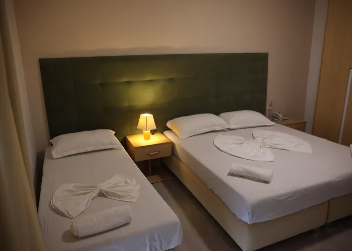 Freskia Hotel Velipojë