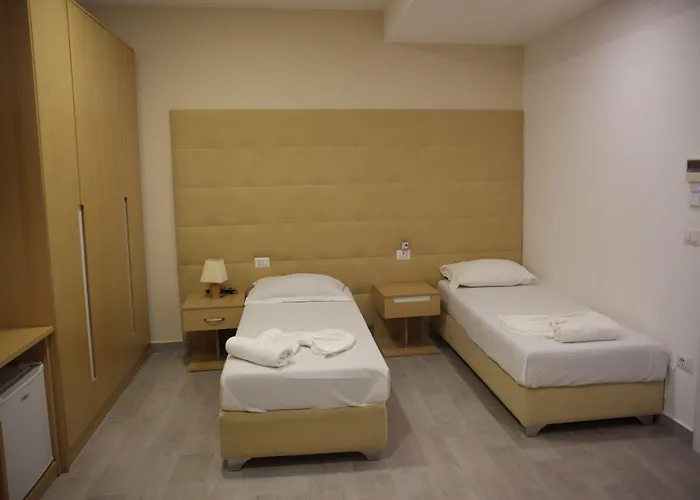 Freskia Hotel Velipojë