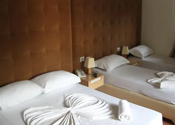 Freskia Hotel Velipojë